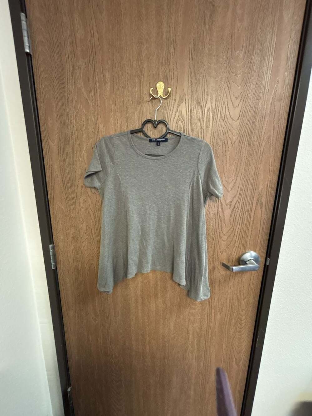 One Clothing Women's Short Sleeve Split Front T-Shirt, Heather Grey, Size M
